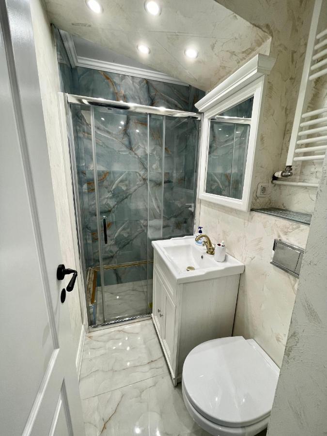 White Residence Craiova Eksteriør billede